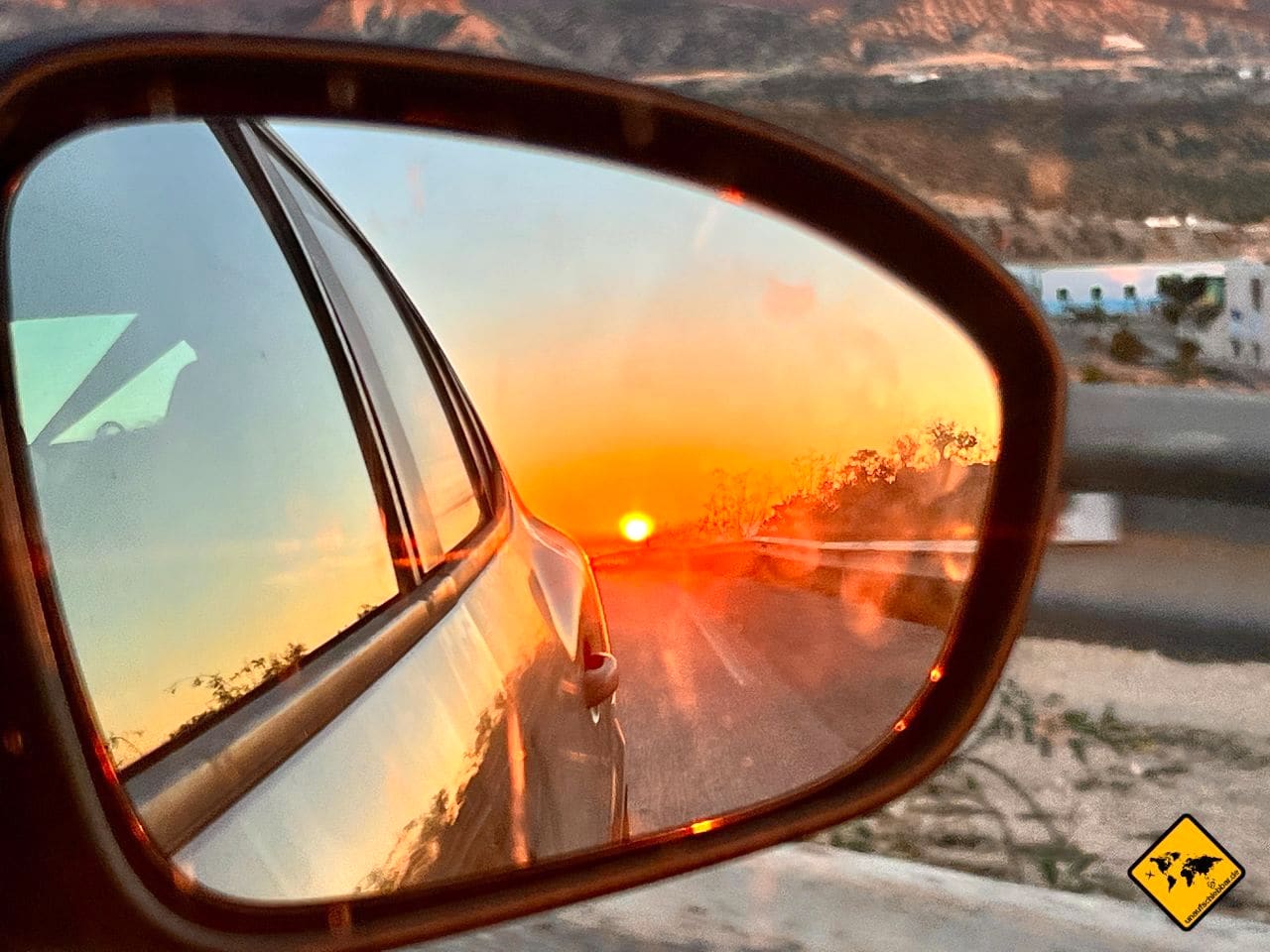 Mietwagen Marokko Spiegel Sonnenuntergang