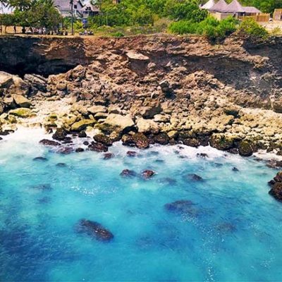 Blue Lagoon Ceningan aus Meersicht