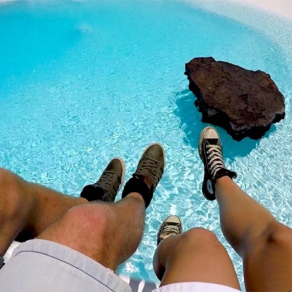 Jameos del Agua Lanzarote Pool Füße