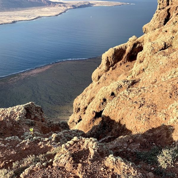 Mirador del Río Felsen hoch