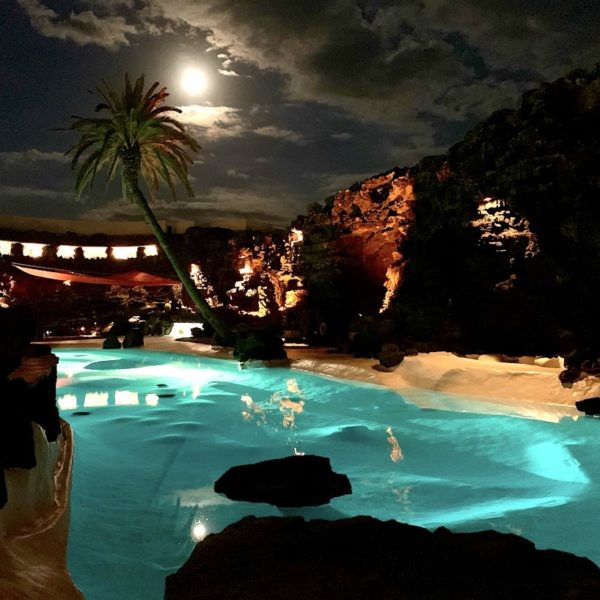 Pool Jameos del Agua Abend