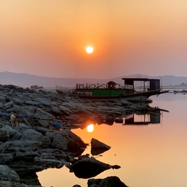 Sonnenuntergang Irrawaddy Fluss Bagan Myanmar