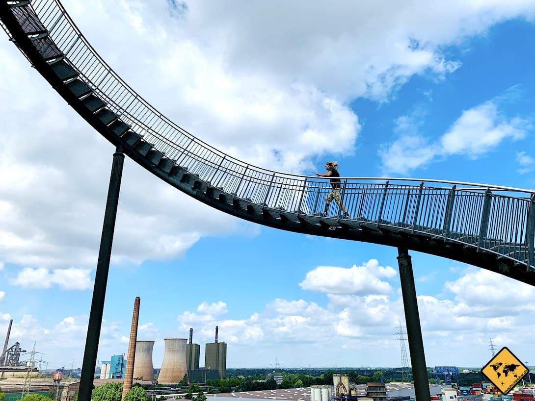 Treppen Aufstieg Tiger and Turtle